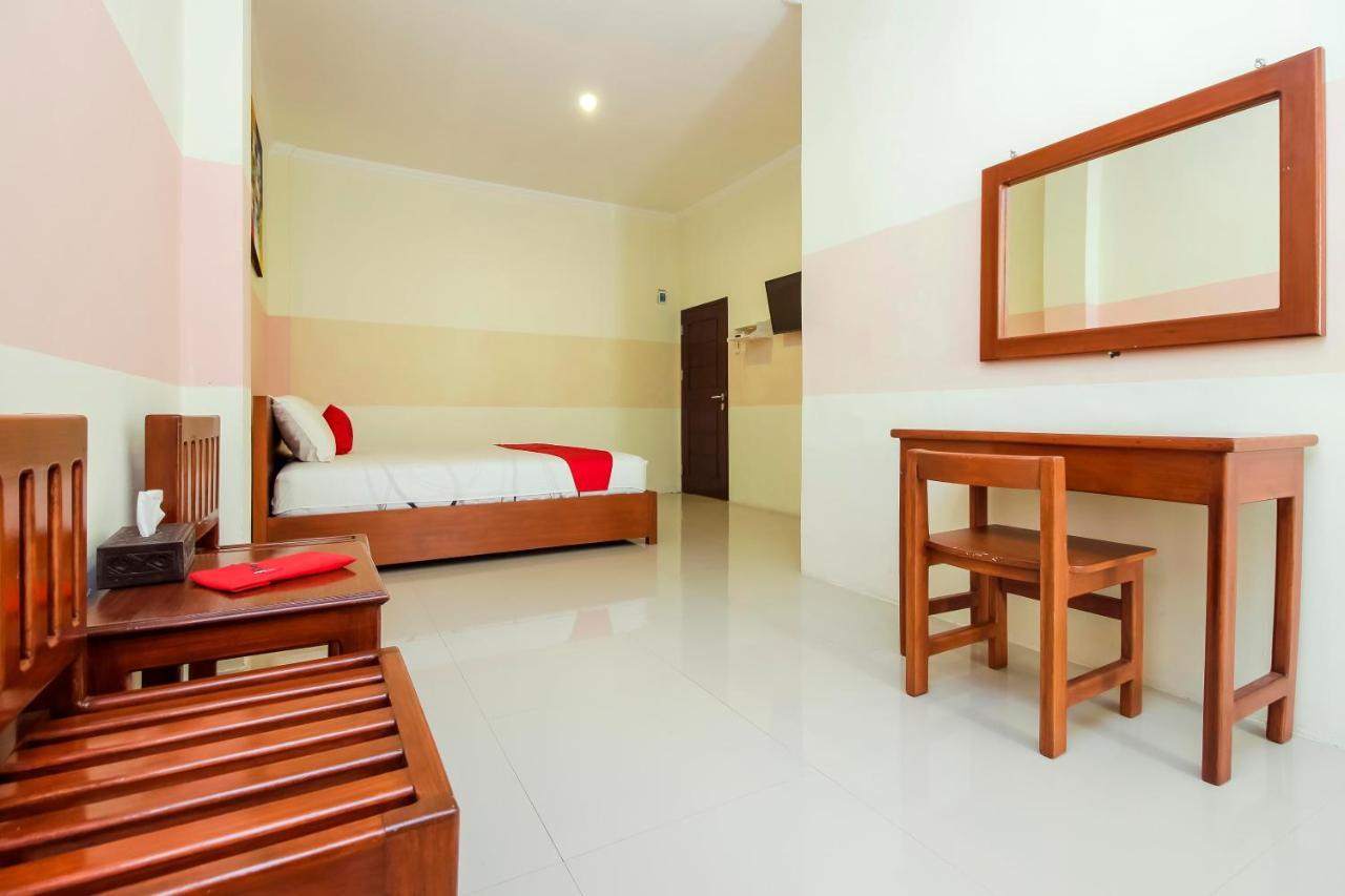 Reddoorz Near Jalan Jendral Sudirman Manado Hotell Eksteriør bilde