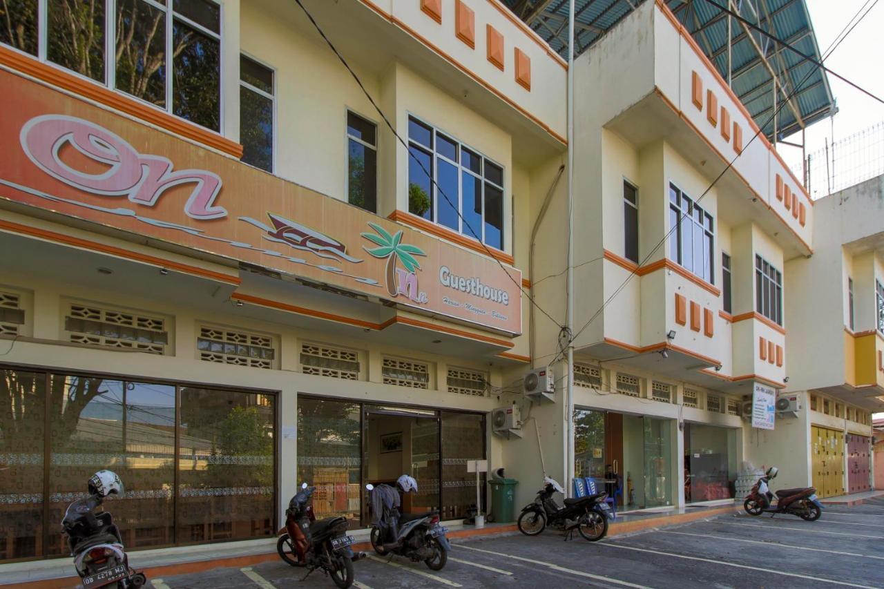 Reddoorz Near Jalan Jendral Sudirman Manado Hotell Eksteriør bilde