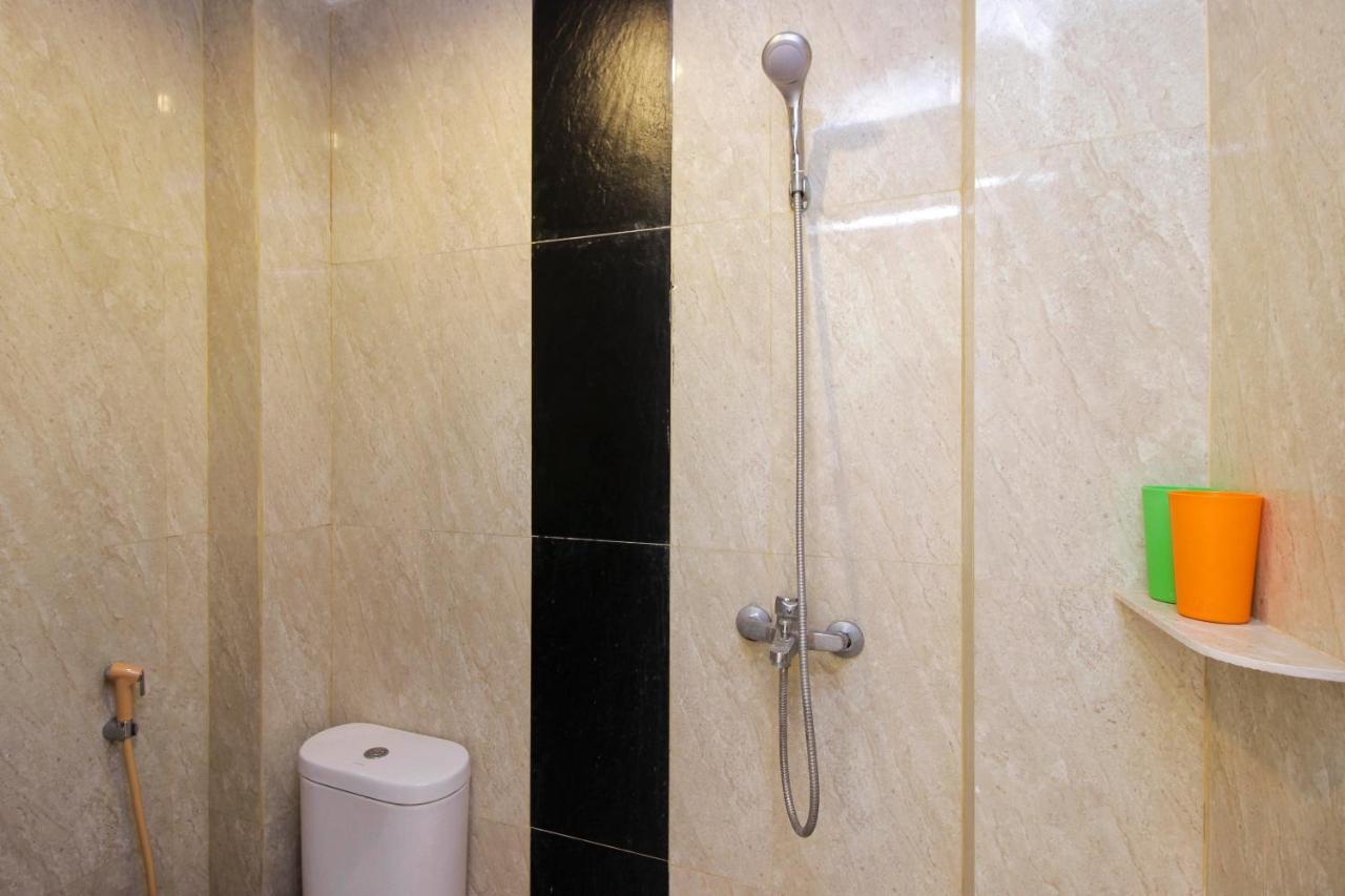 Reddoorz Near Jalan Jendral Sudirman Manado Hotell Eksteriør bilde